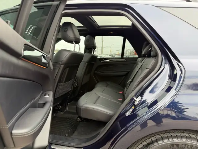 2016 Mercedes-Benz GLE-Class 4MATIC GLE 350d |AMG Pkg|ACCIDENT F - Photo 12