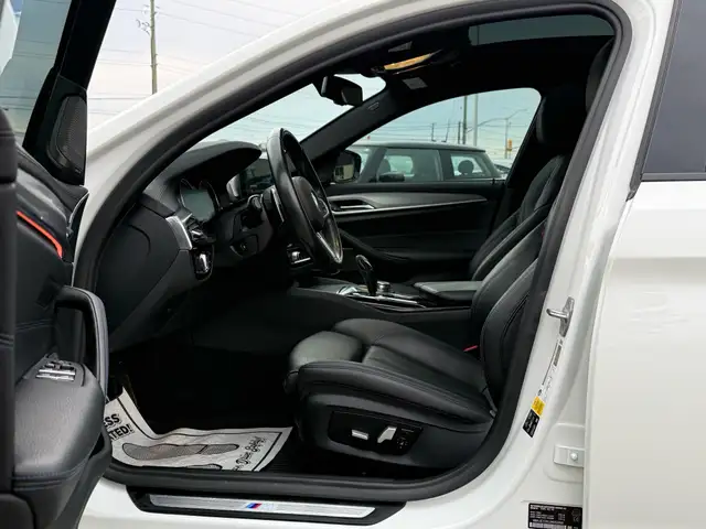 2018 BMW 5-Series 540i xDrive Sedan|M Sport Pkg.|ACCIDENT FREE|2 - Photo 9