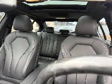 2018 BMW 5-Series 540i xDrive Sedan|M Sport Pkg.|ACCIDENT FREE|2 - Photo 12