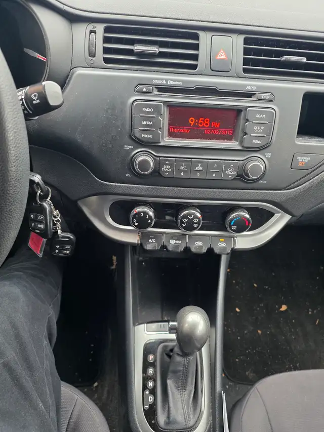 2013 Kia Rio LX - Photo 8