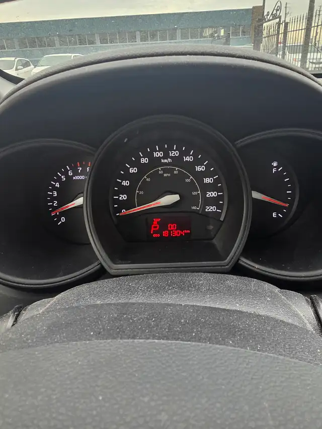 2013 Kia Rio LX - Photo 11
