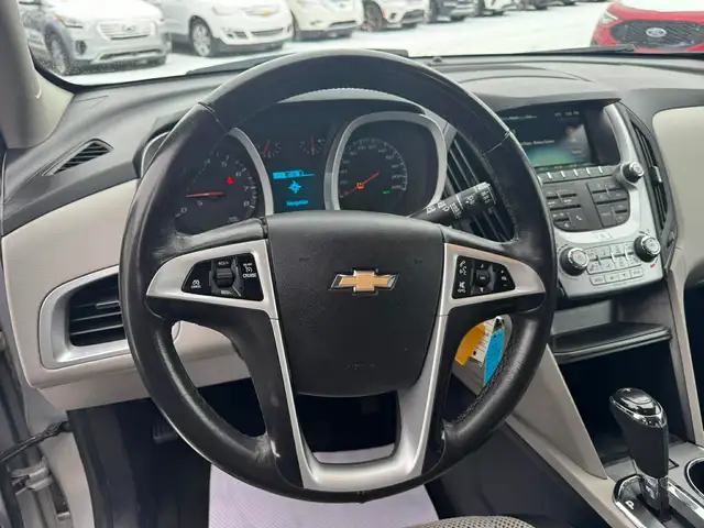 2017 Chevrolet Equinox LT - Photo 11