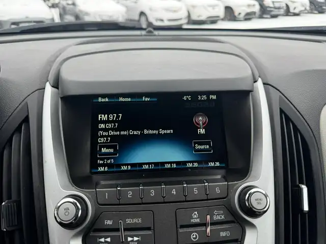 2017 Chevrolet Equinox LT - Photo 13
