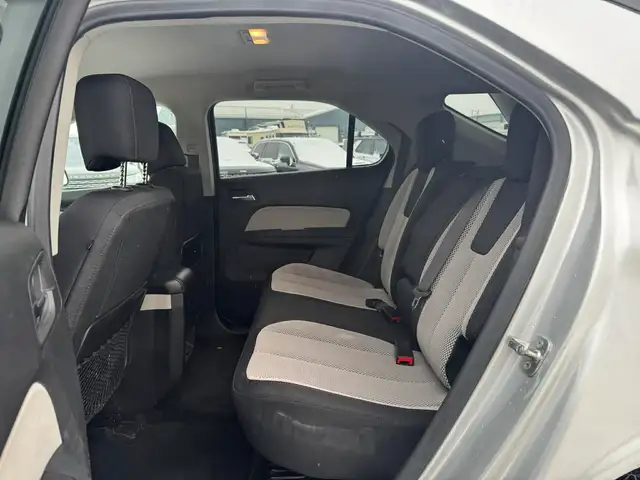 2017 Chevrolet Equinox LT - Photo 17