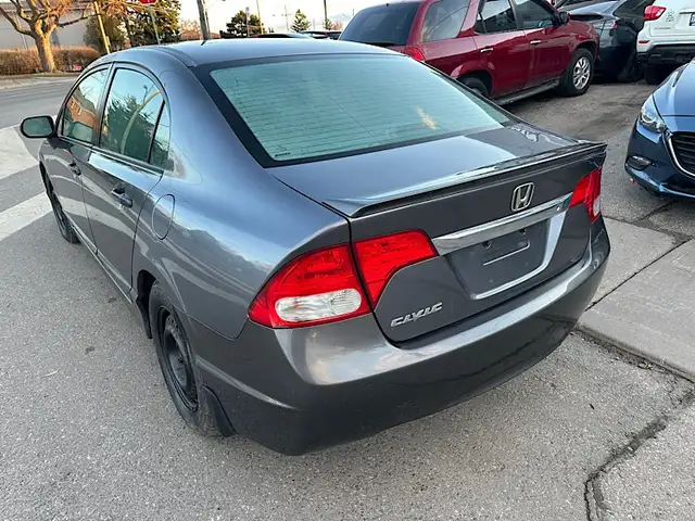 2010 Honda Civic 4dr Auto DX-G - Photo 4