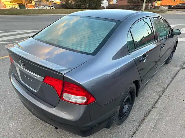 2010 Honda Civic 4dr Auto DX-G - Photo 6