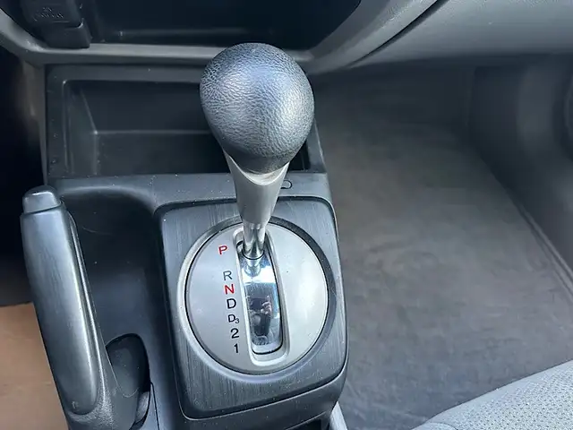 2010 Honda Civic 4dr Auto DX-G - Photo 13