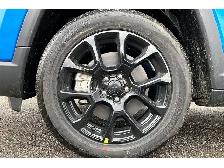 2026 Jeep Compass ALTITUDE Sun & Sound Driver Assist & Conv Pkg - Photo 12