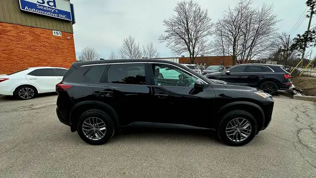 2021 Nissan Rogue AWD S | NO ACCIDENTS | HEATED SEATS | LOTS OF - Photo 4