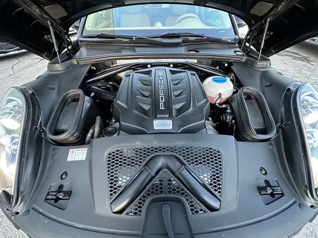 2016 Porsche Macan S | NO ACCIDENTS | PREMIUM PLUS | SPORTS CHRO - Photo 8