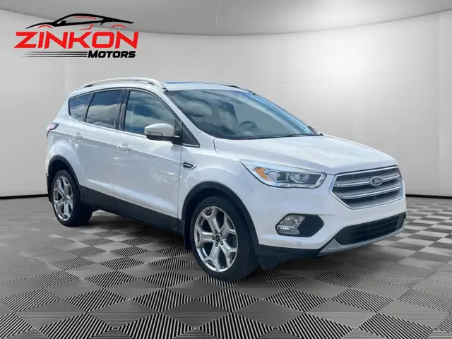 2018 Ford Escape TITANIUM | 4WD | 2.0L | CLEAN CARFAX | PANO ROO - Photo 7