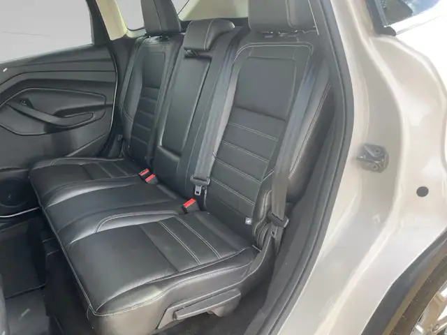 2018 Ford Escape TITANIUM | 4WD | 2.0L | CLEAN CARFAX | PANO ROO - Photo 13