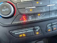 2018 Ford Escape TITANIUM | 4WD | 2.0L | CLEAN CARFAX | PANO ROO - Photo 27