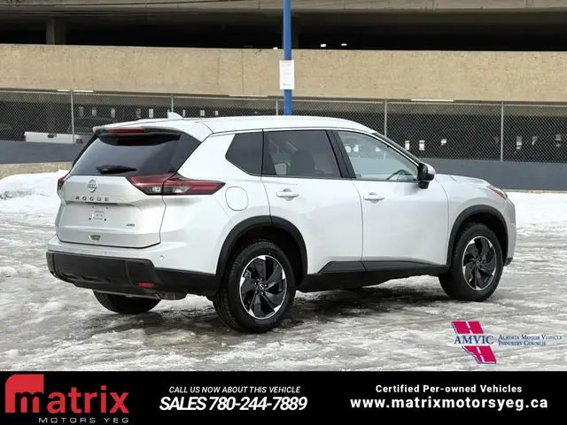2025 Nissan Rogue SV - Photo 7