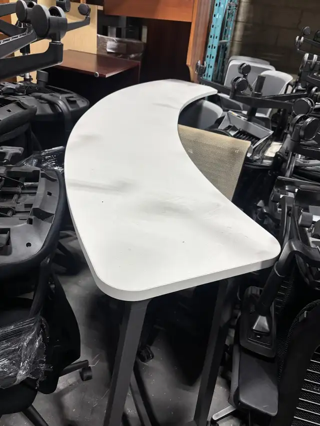 Curved Bar Table – Modern & Stylish Accent Table | $80