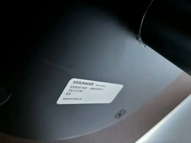 Keilhauer Talk Pentagon Table-Excellent Condition-Call us! - Photo 4