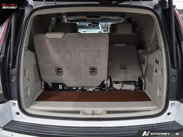 2016 Cadillac Escalade 4WD 4dr | LOADED | 7 PASS | CERTIFIED - Photo 11