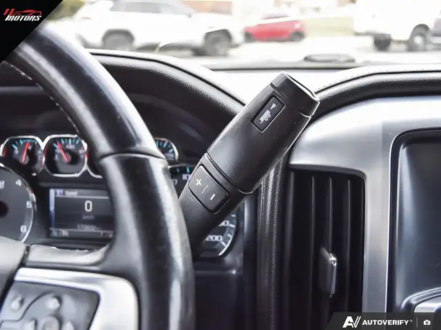 2018 GMC Sierra 1500 4x4 Double Cab 143.5' SLE | 6.5ft BOX | V8 - Photo 19