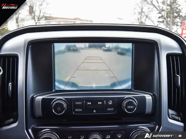 2018 GMC Sierra 1500 4x4 Double Cab 143.5' SLE | 6.5ft BOX | V8 - Photo 26