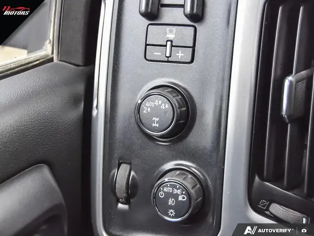 2018 GMC Sierra 1500 4x4 Double Cab 143.5' SLE | 6.5ft BOX | V8 - Photo 27