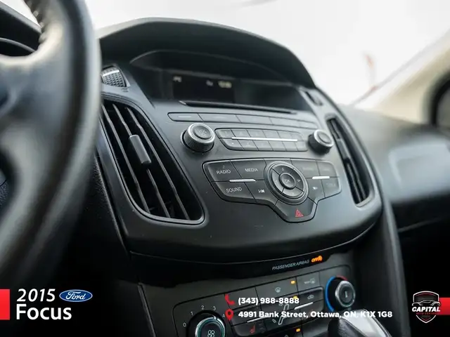 2015 Ford Focus SE - Photo 10