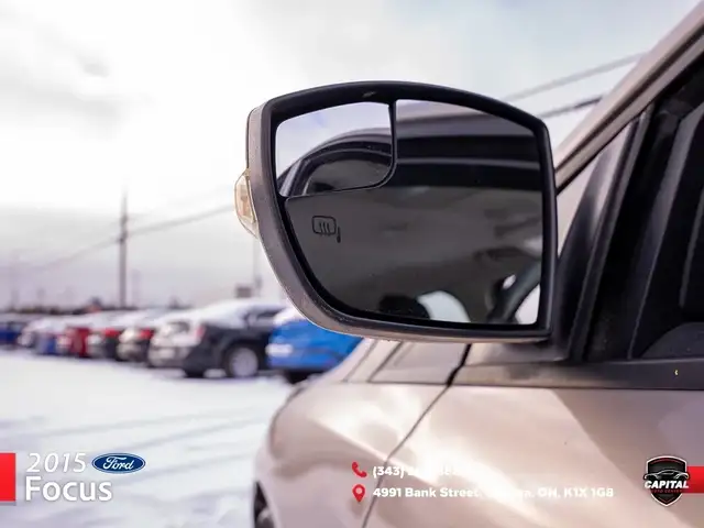 2015 Ford Focus SE - Photo 12