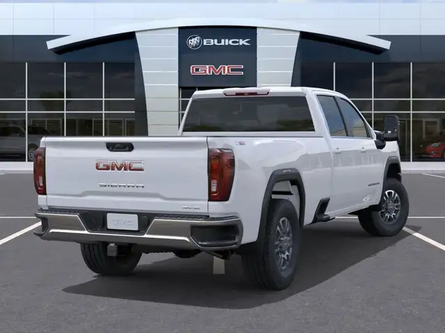 2026 GMC Sierra 3500HD - Photo 4