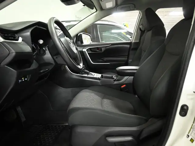 2024 Toyota RAV4 LE Radar Cruise Lane Assist Blind Spot - Photo 21