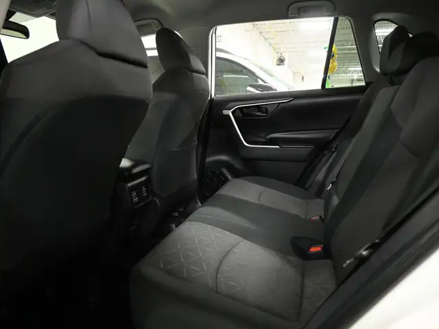 2024 Toyota RAV4 LE Radar Cruise Lane Assist Blind Spot - Photo 22