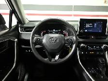2024 Toyota RAV4 LE No Accident Radar Cruise Lane Assist Blind S - Photo 12