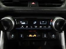 2024 Toyota RAV4 LE No Accident Radar Cruise Lane Assist Blind S - Photo 19