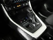 2024 Toyota RAV4 LE No Accident Radar Cruise Lane Assist Blind S - Photo 20