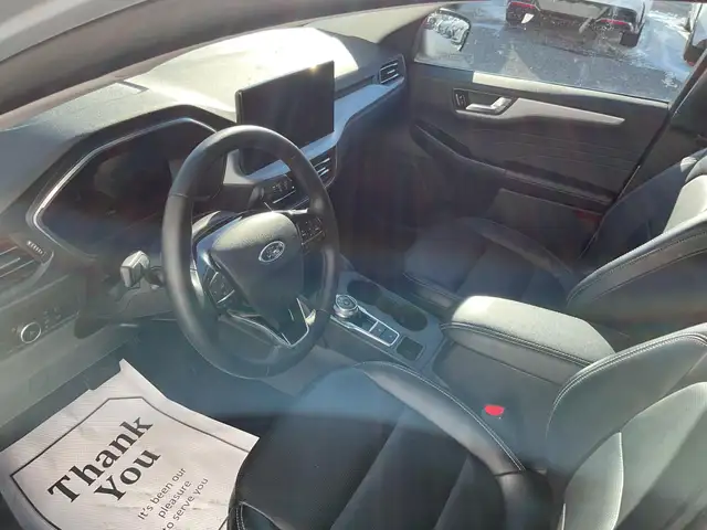 2025 Ford Escape Platinum - Photo 6