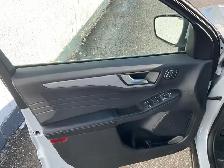 2025 Ford Escape Platinum - Photo 15