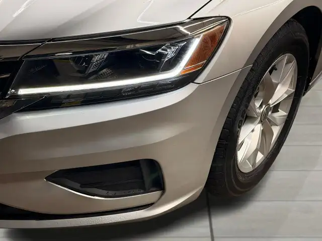 2020 Volkswagen Passat Comfortline New Tires Camera CLEAN CARFAX - Photo 37