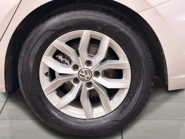 2020 Volkswagen Passat Comfortline New Tires Camera CLEAN CARFAX - Photo 52