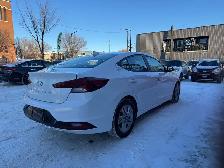 2020 Hyundai Elantra Limited - Photo 17