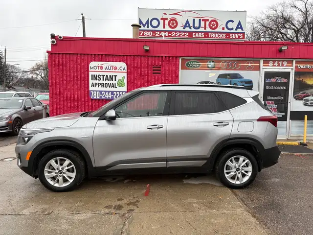 2021 Kia Seltos EX - Photo 2