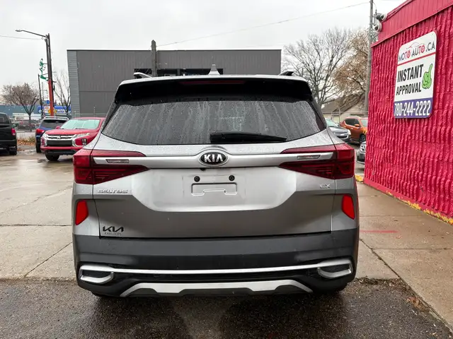 2021 Kia Seltos EX - Photo 13