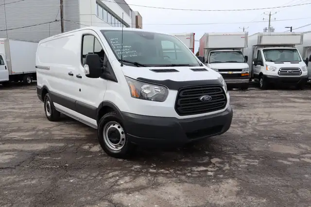 Ford Transit Cargo Van T-150 CARGO 130WB 1 SEUL PROPRIO / GARANT - Photo 5