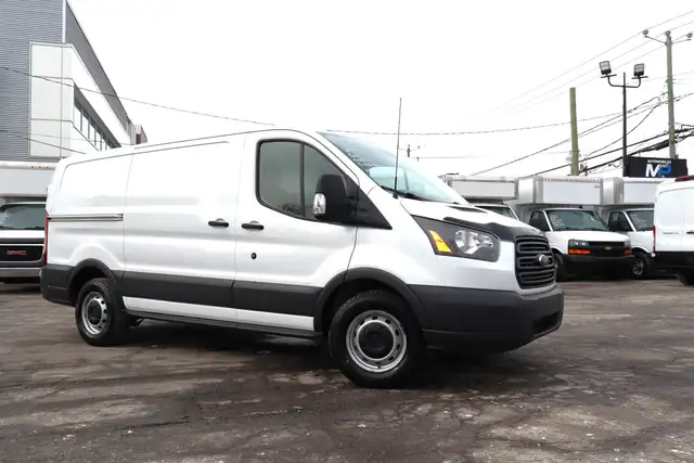 Ford Transit Cargo Van T-150 CARGO 130WB 1 SEUL PROPRIO / GARANT - Photo 6