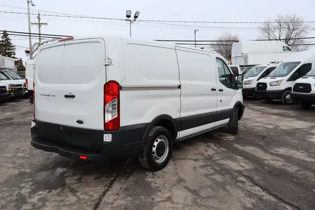 Ford Transit Cargo Van T-150 CARGO 130WB 1 SEUL PROPRIO / GARANT - Photo 8