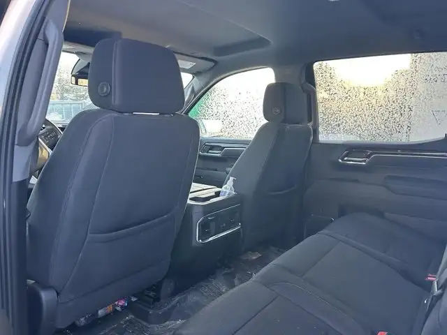 2025 GMC Sierra 1500 Elevation 5.3L - Photo 7
