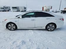 2015 Hyundai Sonata Hybrid - Photo 5