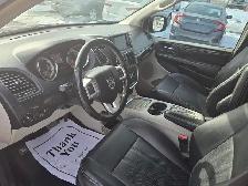 2016 Dodge Grand Caravan Crew - Photo 9