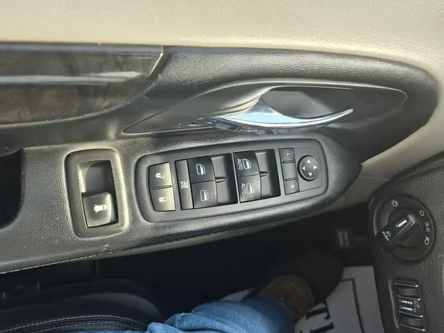 2016 Dodge Grand Caravan Crew - Photo 14