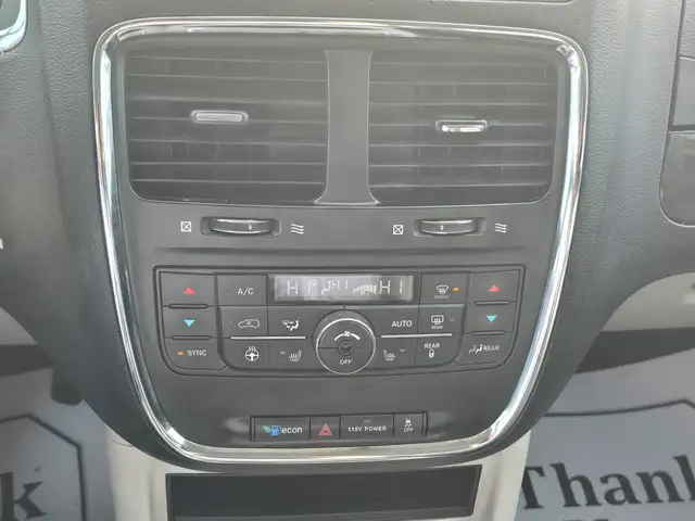 2016 Dodge Grand Caravan Crew - Photo 15