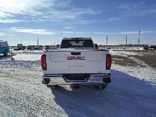 2022 GMC Sierra 3500HD - Photo 6