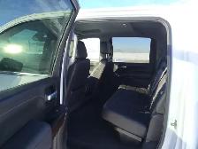 2022 GMC Sierra 3500HD - Photo 14