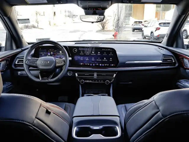 2026 Chevrolet Traverse - Photo 34